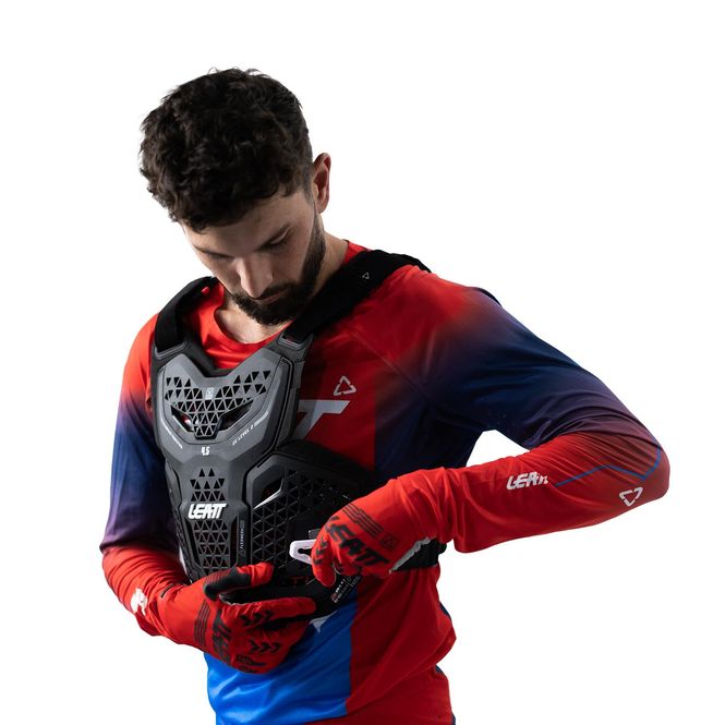 Hovedbilde Leatt Chest Protector 4.5 Hybrid Black